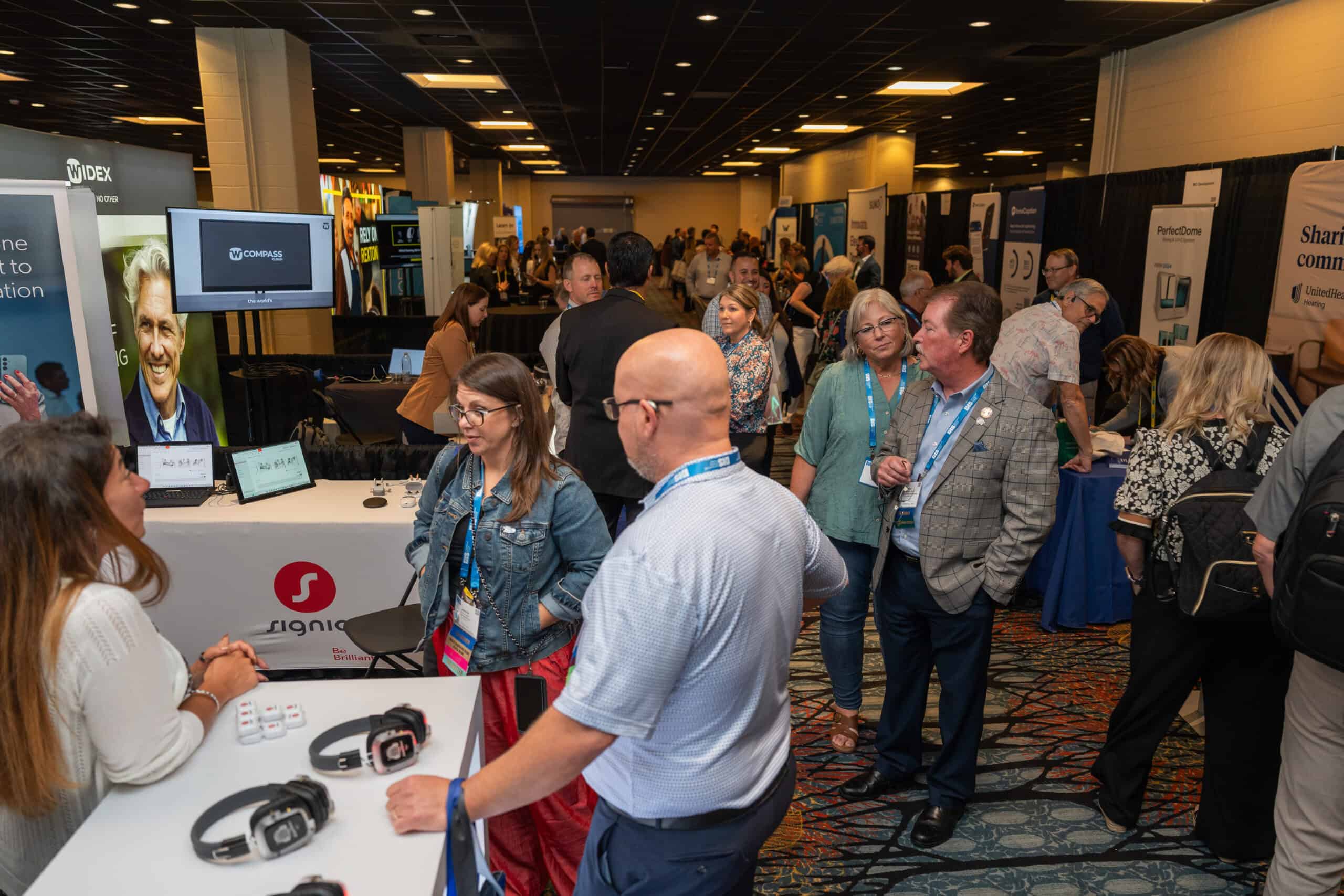 attendees walking the Expo floor at the IHS Conference & Expo