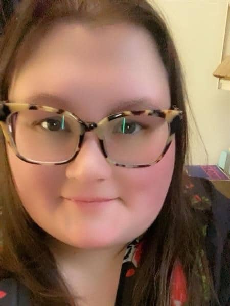 Nicole Konwinski-Van Loon