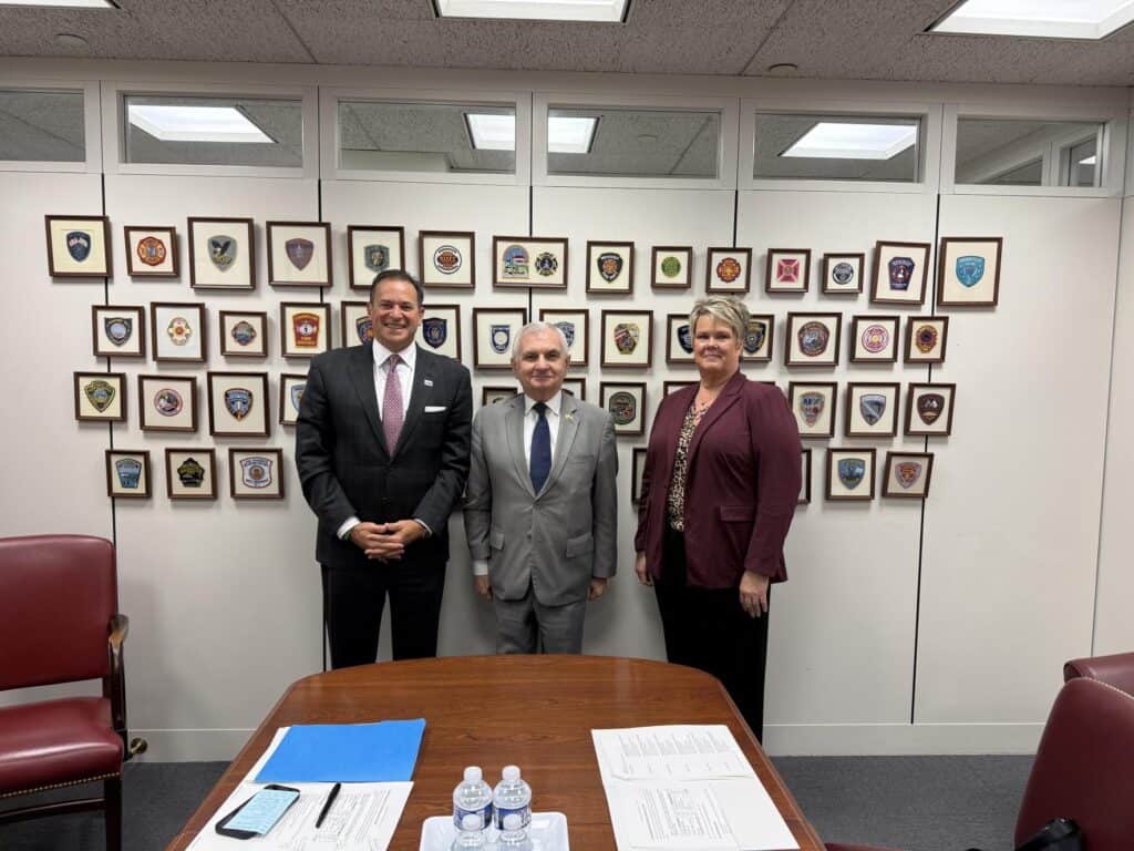 IHS President Michael Andreozzi, BS, BC-HIS and Karin Schmidt, BC-HIS meeting with U.S. Senator Jack Reed (D-RI)